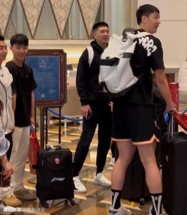 久久久久黄