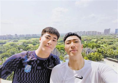 男人把女人桶出白浆